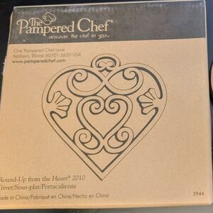 Pampered Chef Roynd-up From The Heart 2010